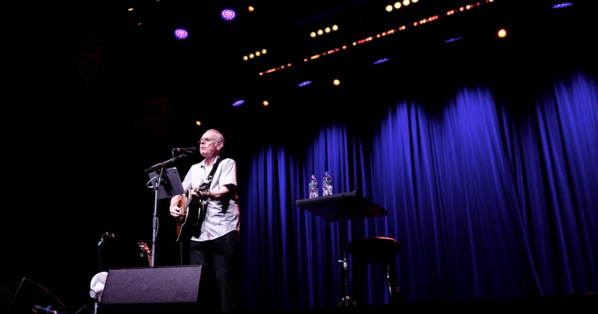 Header Banner John Hiatt