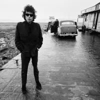 Everything Is Broken - Bob Dylan