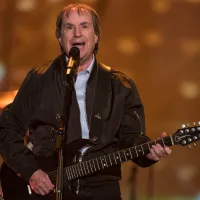 Light A Fire - Chris de Burgh
