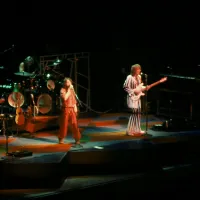 We Have Heaven - 2003 Remaster - Yes