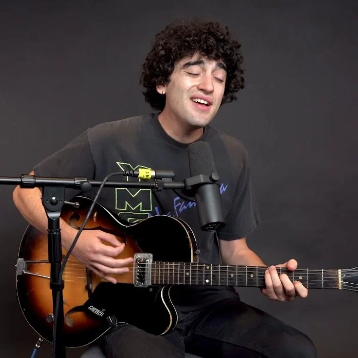 30 MINUTES - Adam Melchor