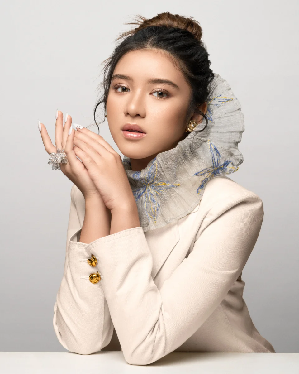 365 - Tiara Andini
